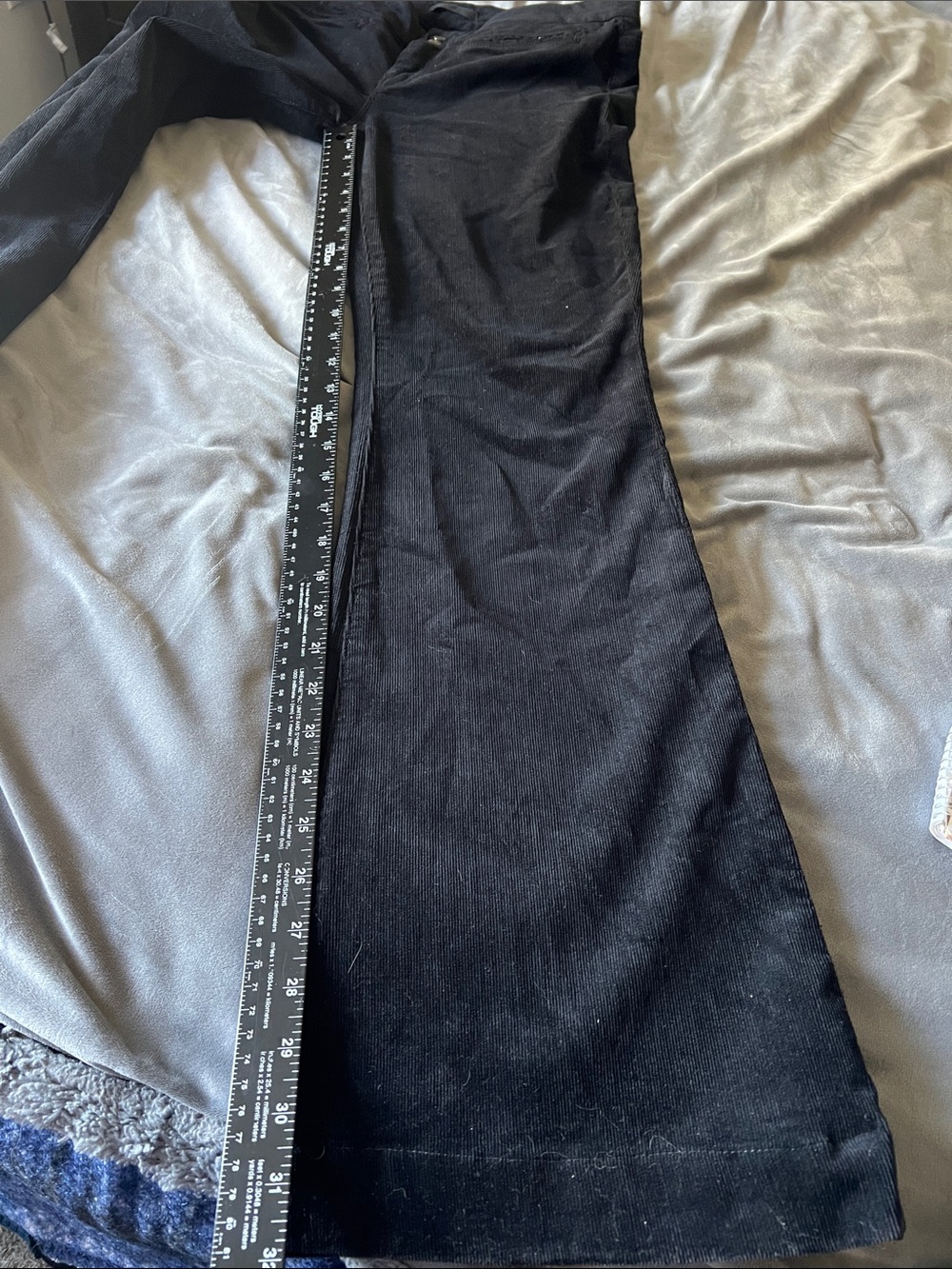 7 For All Mankind Black Flare Jeans - Picture 7 of 12